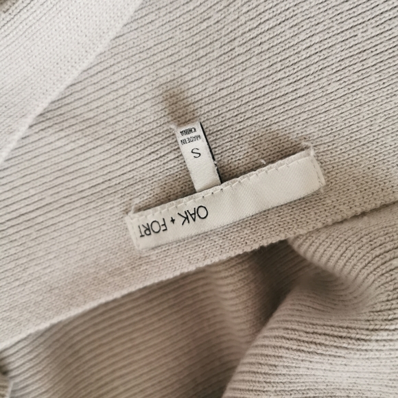 Oak + Fort Batwing Top - Picture 2 of 2